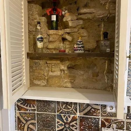 Habitacion Tipo Estudiante, Con Cama Alta, Con Bano Propio, En Casa De Vecinos Dormitorio Numero 1, Minibar,Centro Estacion בית אירוח חרז